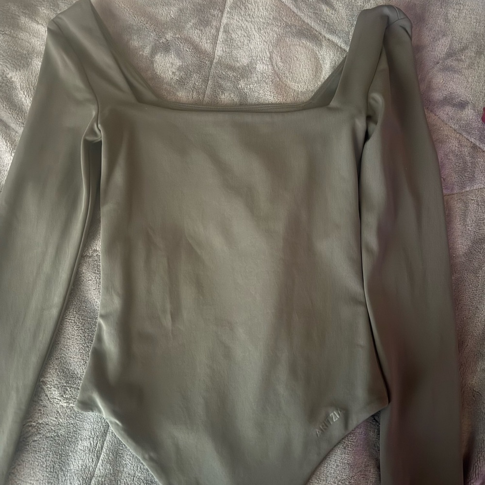 Square Neck Long Sleeve Bodysuit - Olive Green aritza